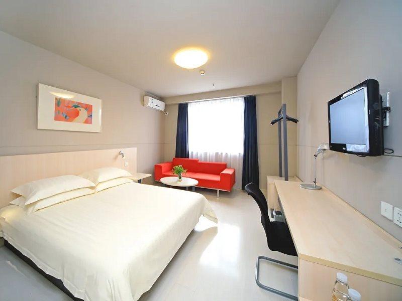 Jinjiang Inn Wuhan Wuchang Railway Station Экстерьер фото